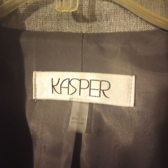 Kasper two button single breasted waist length blazer - Picture 8 of 13